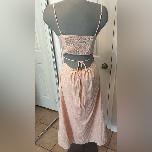 Line & Dot Harmony Dress in Peach & Pink Multi in small - Picture 8 of 11